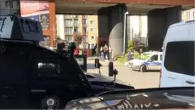 Taksiciler arasındaki 'yolcu alma' kavgası kanlı bitti Taksiciler arasındaki 'yolcu alma' kavgası kanlı bitti