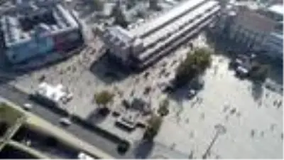 Güneşi gören İstanbullular sokağa döküldü Güneşi gören İstanbullular sokağa döküldü