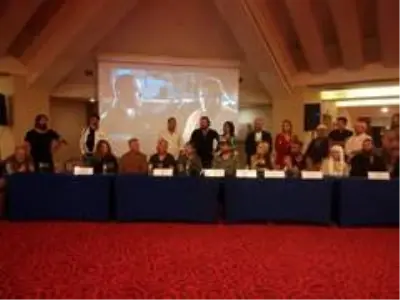 Hollywood Yıldızları İzmir'de bir araya geldi Hollywood Yıldızları İzmir'de bir araya geldi