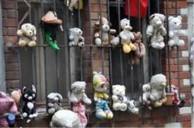 40 yaşında aldığı ilk oyuncağı ilham kaynağı oldu, evini oyuncaklarla süsledi 40 yaşında aldığı ilk oyuncağı ilham kaynağı oldu, evini oyuncaklarla süsledi