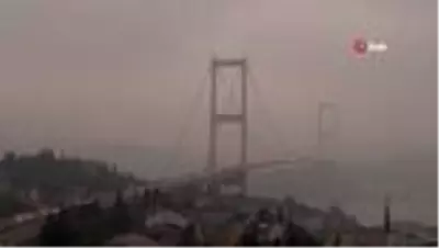 İstanbullular Cumartesi sabahına sisli bir havayla uyandı İstanbullular Cumartesi sabahına sisli bir havayla uyandı