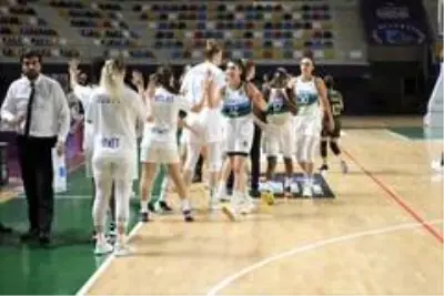 Kadınlar Basketbol Süper Ligi: İzmit Belediyespor: 64 Çankaya Üniversitesi: 72 Kadınlar Basketbol Süper Ligi: İzmit Belediyespor: 64 Çankaya Üniversitesi: 72