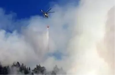 Kastamonu'da iki farklı noktada 3 gündür devam eden orman yangını söndürülemiyor Kastamonu'da iki farklı noktada 3 gündür devam eden orman yangını söndürülemiyor