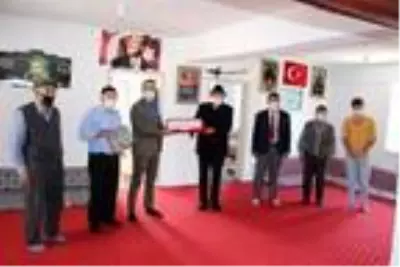 Kaymakam Çiçek: 'Vatandaş odaklı hizmet anlayışı ile hareket ediyoruz' Kaymakam Çiçek: 'Vatandaş odaklı hizmet anlayışı ile hareket ediyoruz'