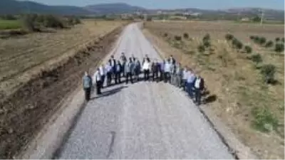 Kırkağaç'ta 60 kilometrelik yol ağına asfalt Kırkağaç'ta 60 kilometrelik yol ağına asfalt