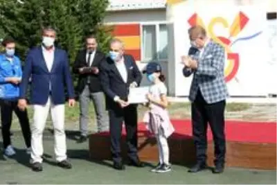 Küçükçekmece Belediyesi kürek kursları ilk mezunlarını verdi Küçükçekmece Belediyesi kürek kursları ilk mezunlarını verdi