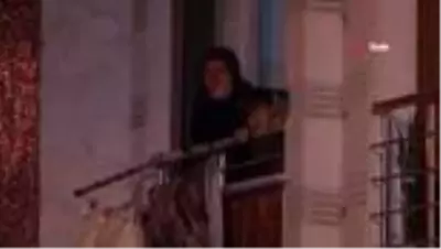 Küçükçekmece'de kadın cinayeti: Tartıştığı karısını defalarca bıçakladı Küçükçekmece'de kadın cinayeti: Tartıştığı karısını defalarca bıçakladı
