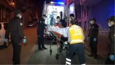 Küçükçekmece'de kadın cinayeti: Tartıştığı karısını defalarca bıçakladı Küçükçekmece'de kadın cinayeti: Tartıştığı karısını defalarca bıçakladı