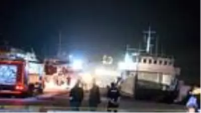 Maltepe'de tadilat için demirli gemide yangın çıktı Maltepe'de tadilat için demirli gemide yangın çıktı