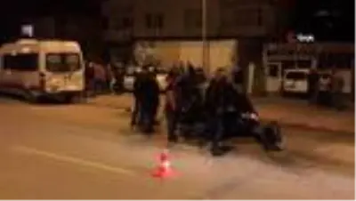 Son dakika haberi... Otomobil park halindeki minibüse arkadan çarptı: 1 ölü, 1 yaralı Son dakika haberi... Otomobil park halindeki minibüse arkadan çarptı: 1 ölü, 1 yaralı