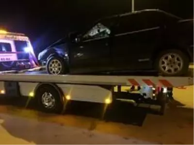 Otomobil park halindeki minibüse arkadan çarptı: 1 ölü, 1 yaralı Otomobil park halindeki minibüse arkadan çarptı: 1 ölü, 1 yaralı