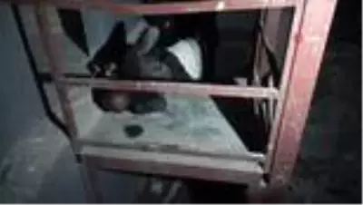 Polisten kaçan hırsız inşaattan düşüp yaralandı Polisten kaçan hırsız inşaattan düşüp yaralandı