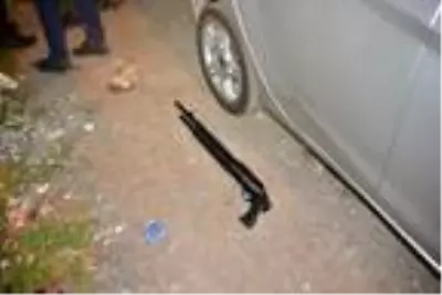 Restoranda yemek yerken taştığı kişilerce tüfekli saldırıya uğradı Restoranda yemek yerken taştığı kişilerce tüfekli saldırıya uğradı