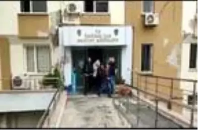 Sahte belgelerle milyon liralık vurgun yapan 2 şüpheli tutuklandı Sahte belgelerle milyon liralık vurgun yapan 2 şüpheli tutuklandı