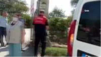 Seyir halindeki araca çarptı: 2 yaralı Seyir halindeki araca çarptı: 2 yaralı