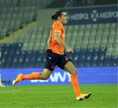 Süper Lig: Medipol Başakşehir: 4 Antalyaspor: 1 (İlk yarı) Süper Lig: Medipol Başakşehir: 4 Antalyaspor: 1 (İlk yarı)