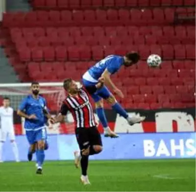 TFF 1. Lig: Samsunspor: 4 Ankara Keçiörengücü: 2 TFF 1. Lig: Samsunspor: 4 Ankara Keçiörengücü: 2