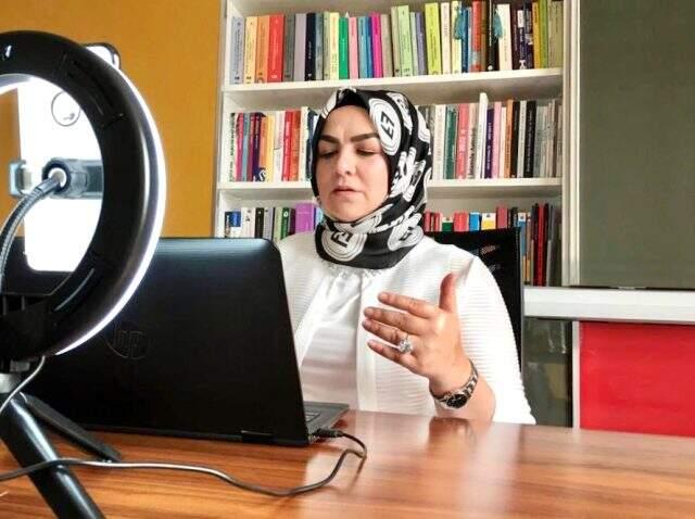 Türkiye'de ilk kez 'Sevgi kontrolü' konferansı verildi