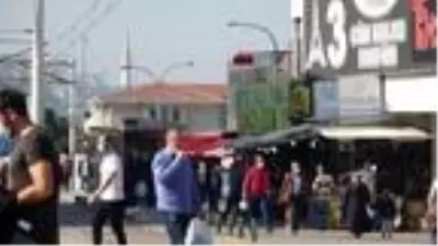 Vaka sayısının arttığı Bursa'da vatandaşların tedbirsiz davranışları tedirgin etti Vaka sayısının arttığı Bursa'da vatandaşların tedbirsiz davranışları tedirgin etti