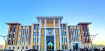Abdulahat Arvas: Vali Bilmez Tuşba Belediyesi yeni hizmet binasında incelemelerde bulundu Abdulahat Arvas: Vali Bilmez Tuşba Belediyesi yeni hizmet binasında incelemelerde bulundu