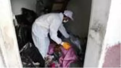 Valilik ve Belediye, Kovid-19 belirtileri taşıyan yaşlı kadın için seferber oldu Valilik ve Belediye, Kovid-19 belirtileri taşıyan yaşlı kadın için seferber oldu