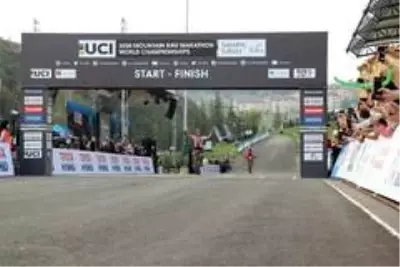 Son Dakika | 2020 Dağ Bisikleti Maraton Dünya Şampiyonası'nda ödüller taktim edildi Son Dakika | 2020 Dağ Bisikleti Maraton Dünya Şampiyonası'nda ödüller taktim edildi