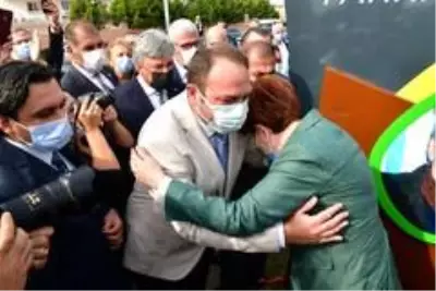 İYİ Parti lideri Meral Akşener'i duygulandıran açılış: Siyasette kalıcı olmamı ona borçluyum