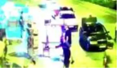 Ankara'da 'İkizler' suç örgütüne operasyon: 11 gözaltı (2)- Yeniden Ankara'da 'İkizler' suç örgütüne operasyon: 11 gözaltı (2)- Yeniden
