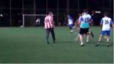 Ayvalık Belediyesi'nden Cumhuriyet için futbol turnuvası Ayvalık Belediyesi'nden Cumhuriyet için futbol turnuvası