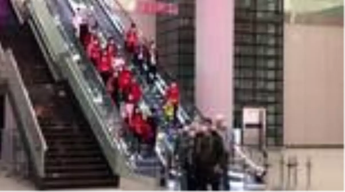 Balkan Dağ Koşusu şampiyonu milli atletler yurda döndü