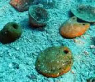 Bilim insanları, deniz dibinde yaklaşık 4 bin yıllık eserlere ulaştı Bilim insanları, deniz dibinde yaklaşık 4 bin yıllık eserlere ulaştı