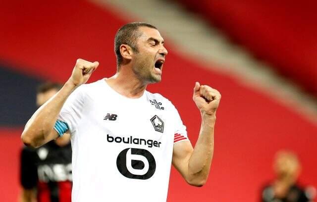 Burak Yılmaz'ın golü yetmedi, Lille Nice ile berabere kaldı Burak Yılmaz'ın golü yetmedi, Lille Nice ile berabere kaldı