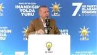 Cumhurbaşkanı Erdoğan: 'Zalim Esed işine gelenleri davet edebilir ama biz orada o mazlum milletin davetiyle varız' Cumhurbaşkanı Erdoğan: 'Zalim Esed işine gelenleri davet edebilir ama biz orada o mazlum milletin davetiyle varız'