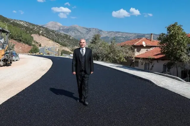 Denizli Büyükşehir Serinhisar'a hak ettiği hizmetleri vermeye devam ediyor