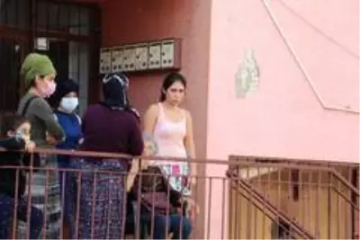 Son dakika: Depo alev topuna döndü, bina sakinleri gözyaşlarına boğuldu Son dakika: Depo alev topuna döndü, bina sakinleri gözyaşlarına boğuldu