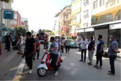 Son dakika: Depo alev topuna döndü, bina sakinleri gözyaşlarına boğuldu Son dakika: Depo alev topuna döndü, bina sakinleri gözyaşlarına boğuldu