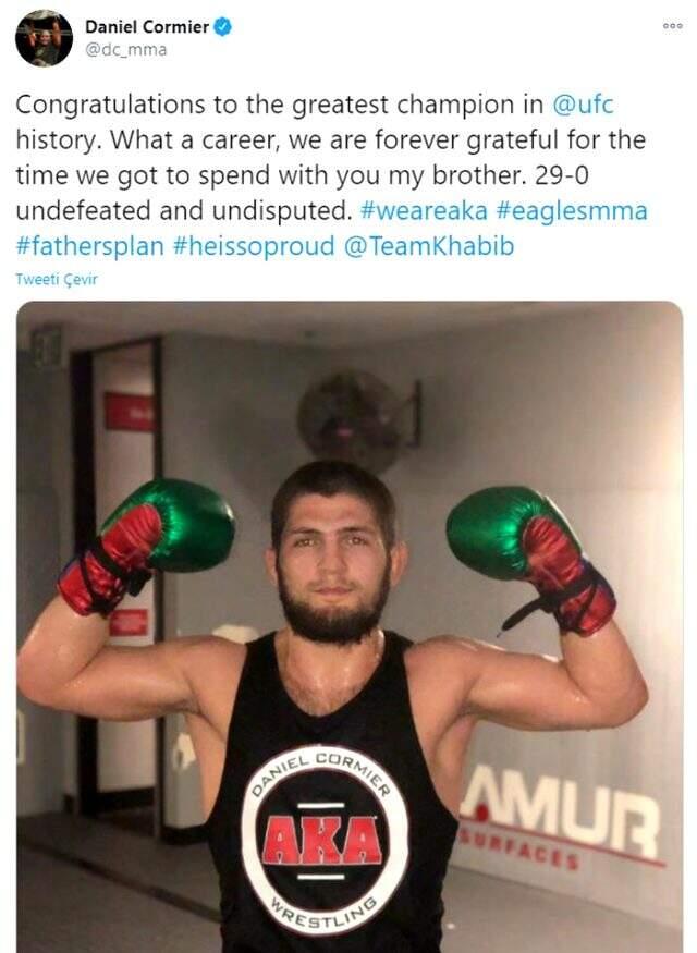 Emekli olan Khabib Nurmagomedov'a ünlü sporculardan tebrik mesajı yağdı Emekli olan Khabib Nurmagomedov'a ünlü sporculardan tebrik mesajı yağdı