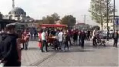 Son dakika haberi | Eminönü Meydanı'nda drone destekli Kovid-19 denetimi Son dakika haberi | Eminönü Meydanı'nda drone destekli Kovid-19 denetimi