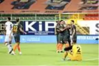 Fatih Karagümrük: 2-0 Fatih Karagümrük: 2-0