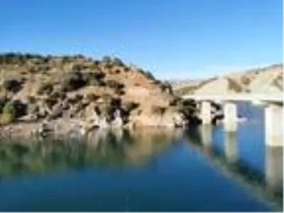 Gülistan'ı arama çalışmaları 17 kilometrelik baraj gölünde devam ediyor Gülistan'ı arama çalışmaları 17 kilometrelik baraj gölünde devam ediyor