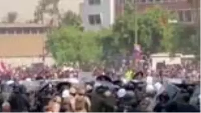 Son dakika haberleri | Irak'taki protestolarda şiddet olayları artarak devam ediyor Son dakika haberleri | Irak'taki protestolarda şiddet olayları artarak devam ediyor