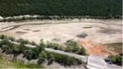 İstanbul'un su ihtiyacını karşılayan Trakya'daki barajlar kurudu İstanbul'un su ihtiyacını karşılayan Trakya'daki barajlar kurudu
