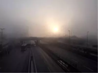 İstanbullular güne sisli bir havayla uyandı İstanbullular güne sisli bir havayla uyandı