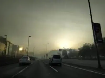 İstanbullular güne sisli bir havayla uyandı İstanbullular güne sisli bir havayla uyandı