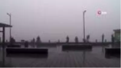 İstanbullular güne sisli bir havayla uyandı İstanbullular güne sisli bir havayla uyandı