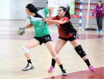Kadınlar Hentbol Süper Ligi: Sivas Belediyespor: 35 Görele Belediyespor: 45 Kadınlar Hentbol Süper Ligi: Sivas Belediyespor: 35 Görele Belediyespor: 45