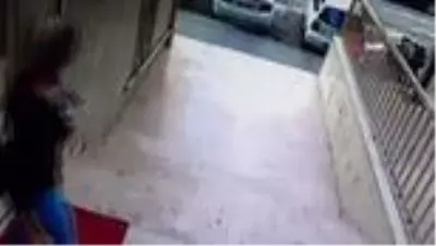 Kardeşinin silahından çıkan kurşunlarla can vermişti, ölüme böyle yürüdü Kardeşinin silahından çıkan kurşunlarla can vermişti, ölüme böyle yürüdü