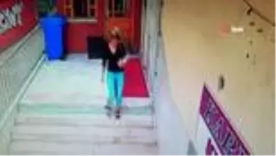 Kardeşinin silahından çıkan kurşunlarla can vermişti, ölüme böyle yürüdü Kardeşinin silahından çıkan kurşunlarla can vermişti, ölüme böyle yürüdü