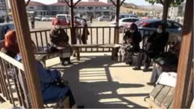 KPSS sınavına geç kalınca içeri alınmadılar KPSS sınavına geç kalınca içeri alınmadılar