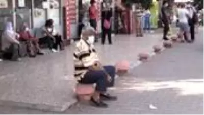 KPSS ön lisans sınavı başladı: Adayların heyecanına aileler dışarıdan ortak oluyor KPSS ön lisans sınavı başladı: Adayların heyecanına aileler dışarıdan ortak oluyor